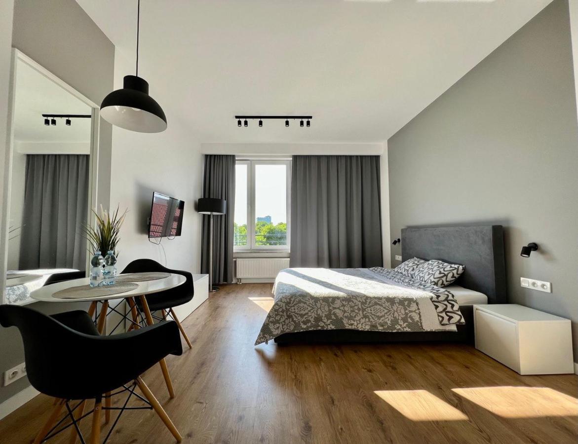 K22 Slawinska 503 Sun-City Apart Varsovia Exterior foto