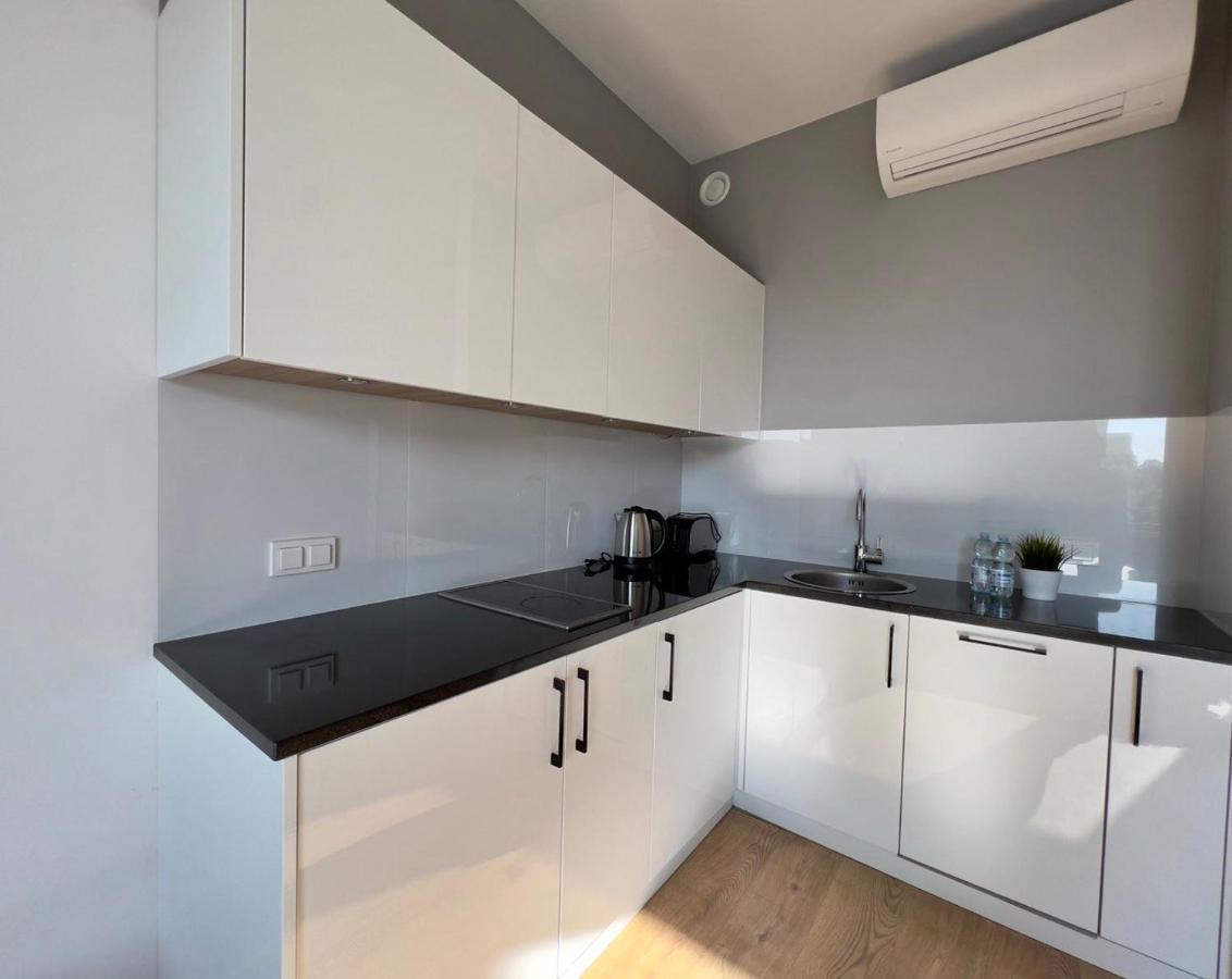 K22 Slawinska 503 Sun-City Apart Varsovia Exterior foto